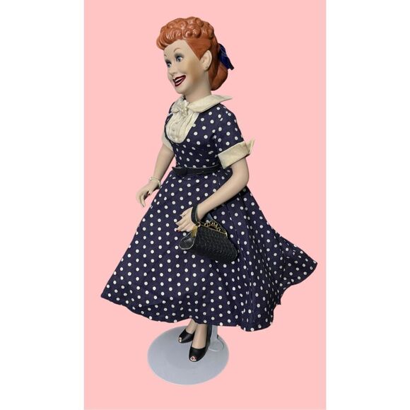Lucille Ball / I Love Lucy / Hamilton Collection Fine Porcelain 18” Doll / IOB - Picture 3 of 15